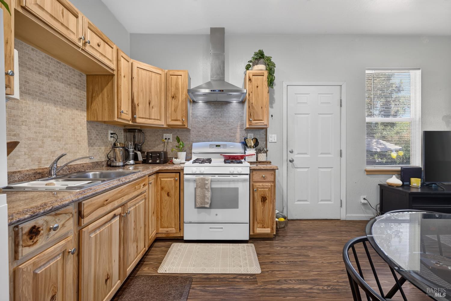 19094 Bay Street Sonoma CA 95476