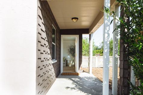 52 Eastman Lane Petaluma CA 94952