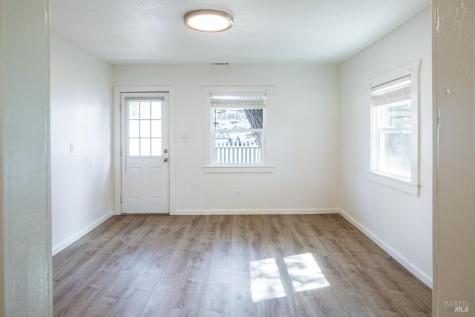 52 Eastman Lane Petaluma CA 94952