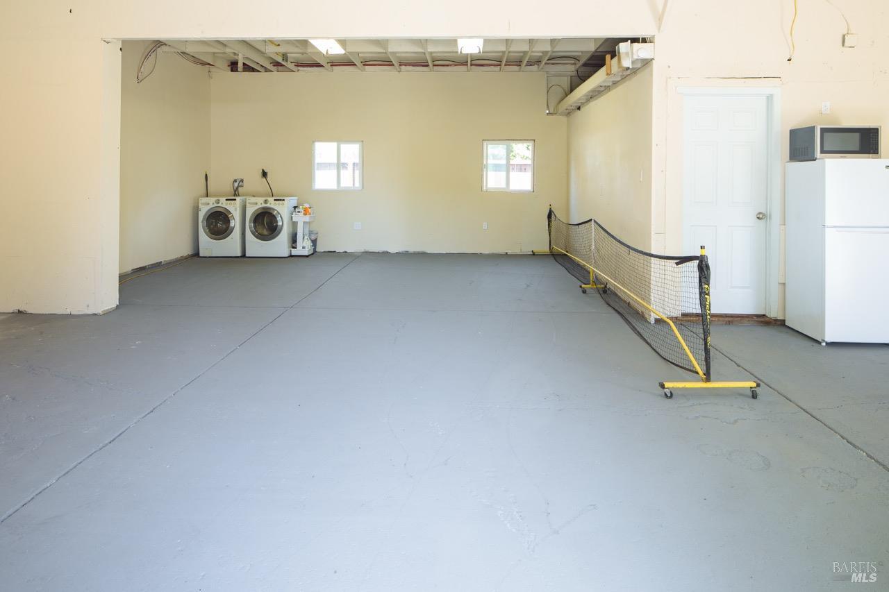 52 Eastman Lane Petaluma CA 94952