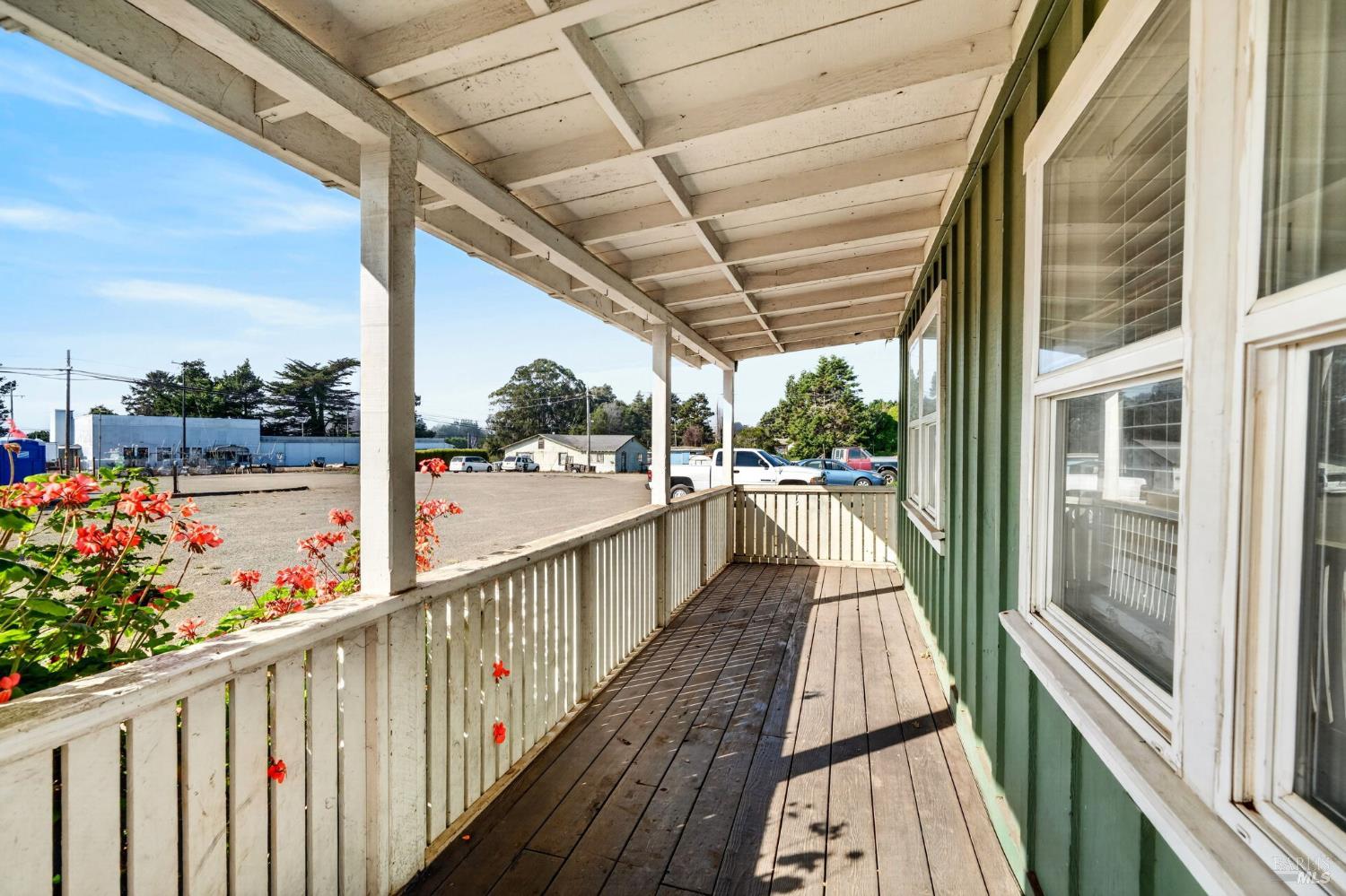 18781 N Highway 1 Fort Bragg CA 95437