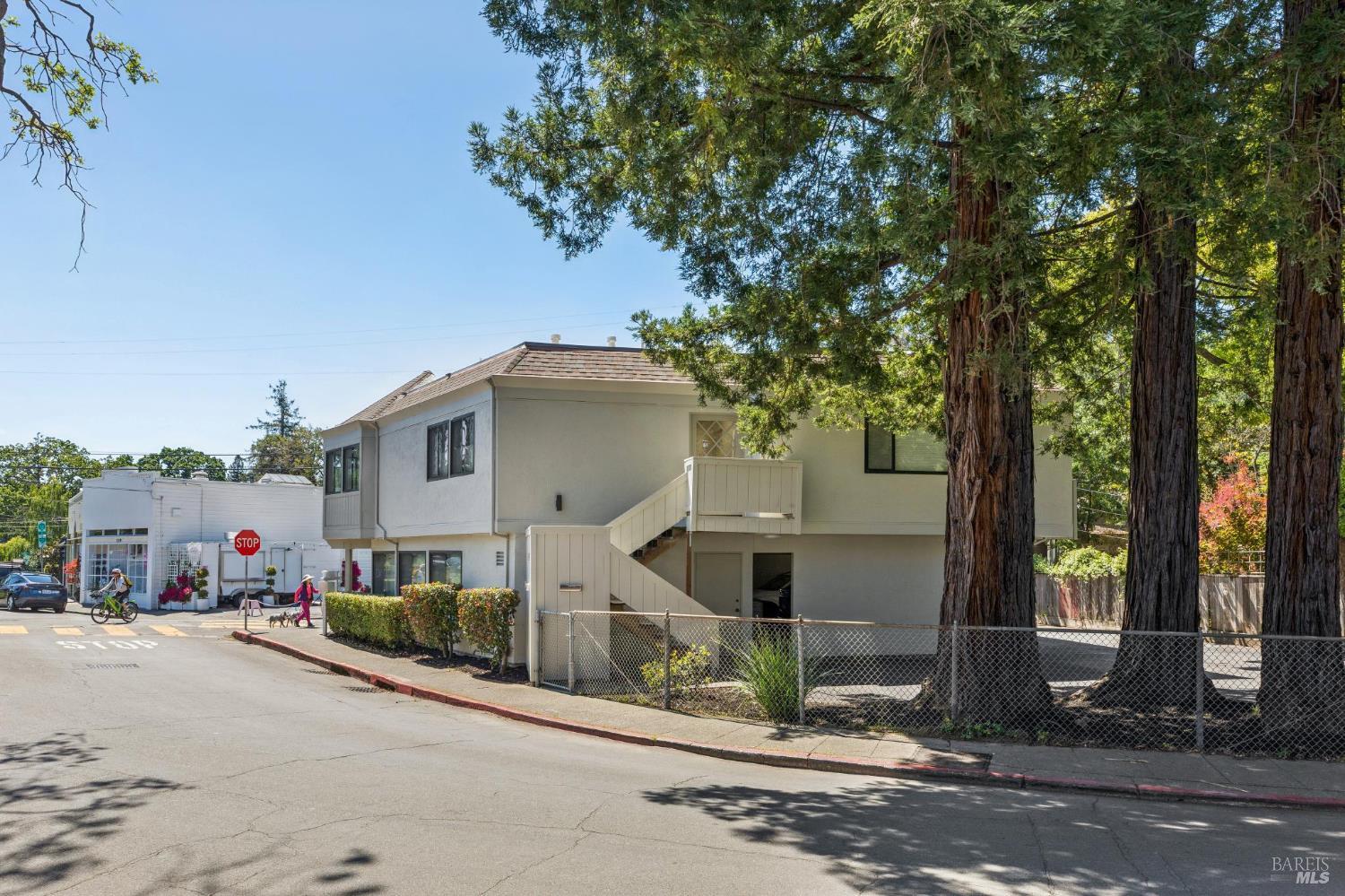 1201-1203 San Anselmo Avenue San Anselmo CA 94960