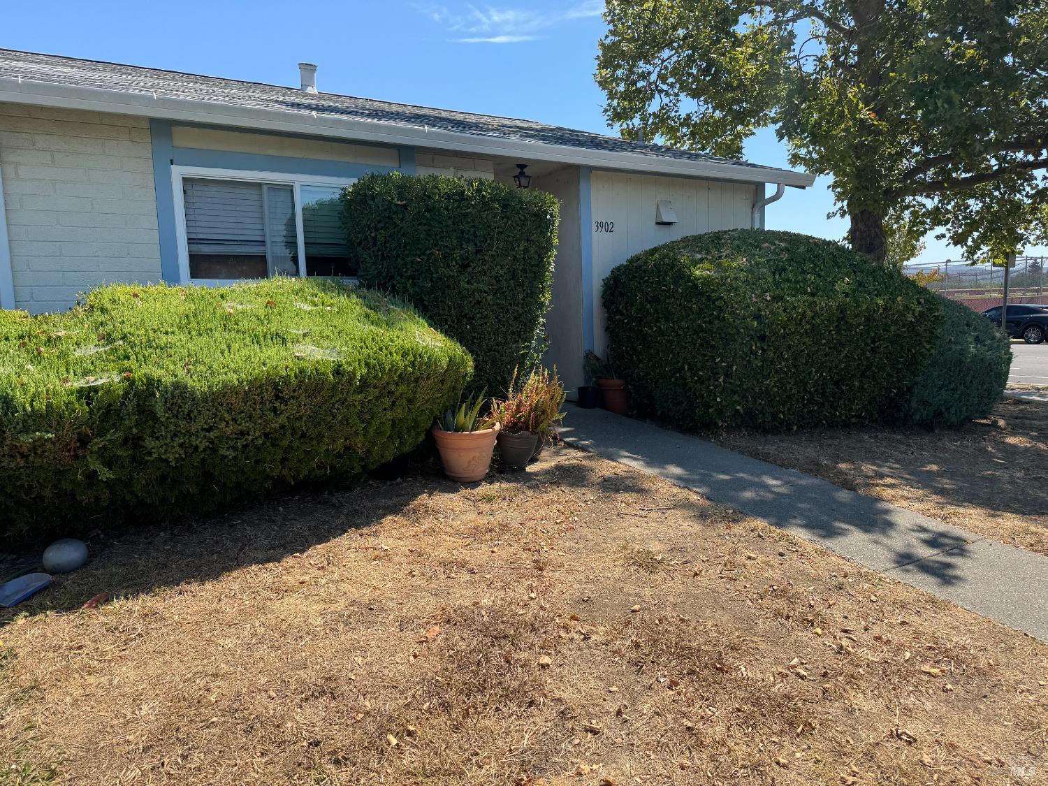 3902-3904 Stover Street Napa CA 94558