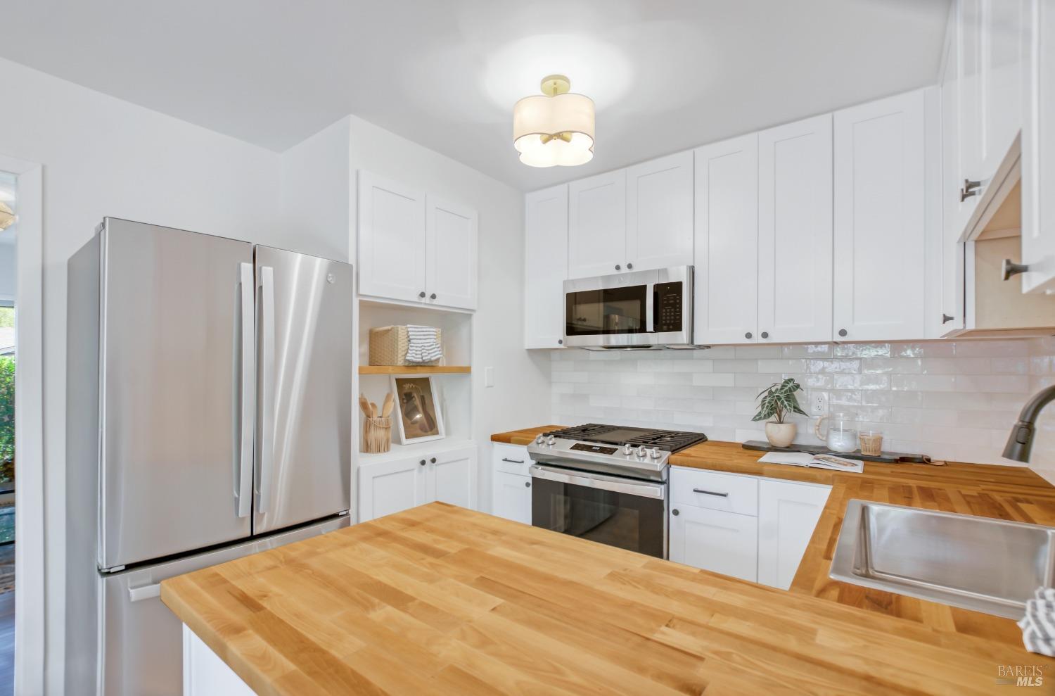 288 Andrieux Street Sonoma CA 95476