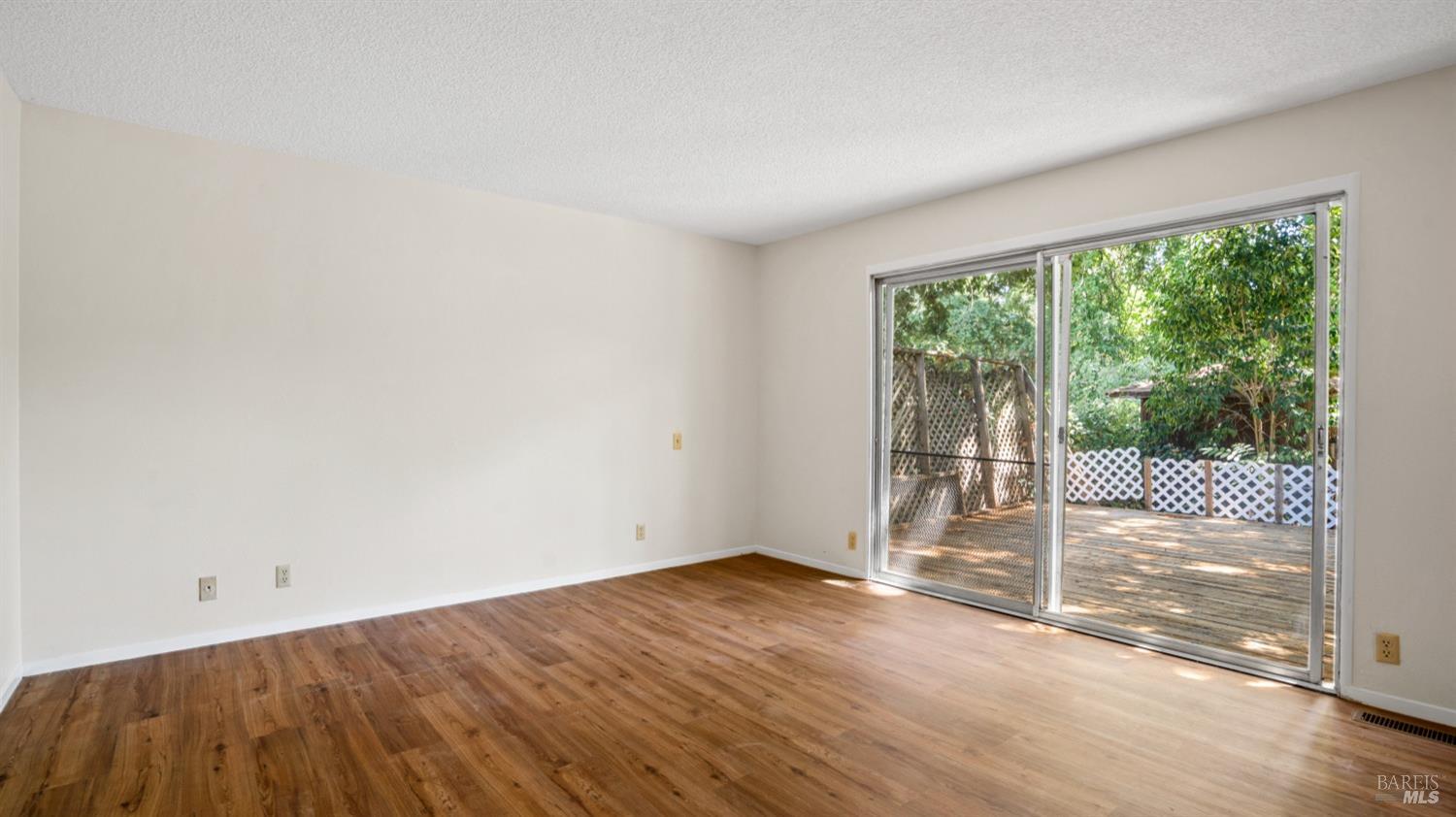 5210-5214 Fulton Road Santa Rosa CA 95403