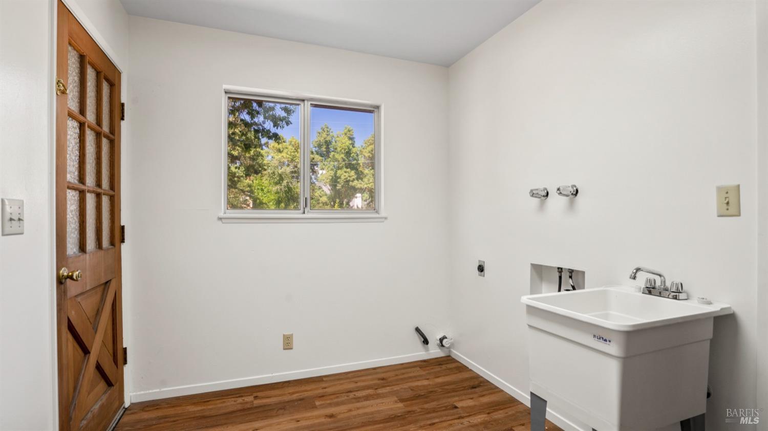 5210-5214 Fulton Road Santa Rosa CA 95403