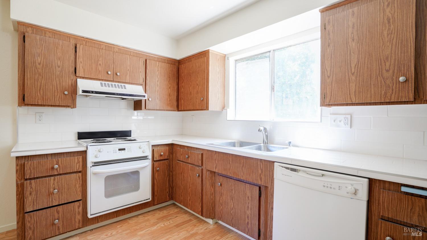 5210-5214 Fulton Road Santa Rosa CA 95403