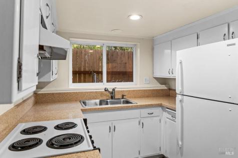 8130 Park Avenue Forestville CA 95436