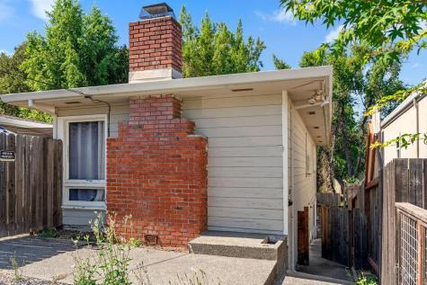 8130 Park Avenue Forestville CA 95436