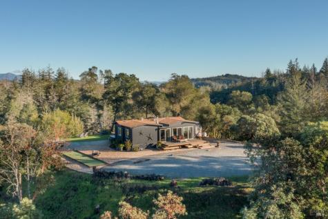 22855 Chianti Road Geyserville CA 95441