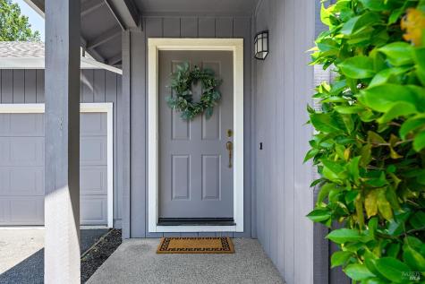 431-433 University Street Healdsburg CA 95448