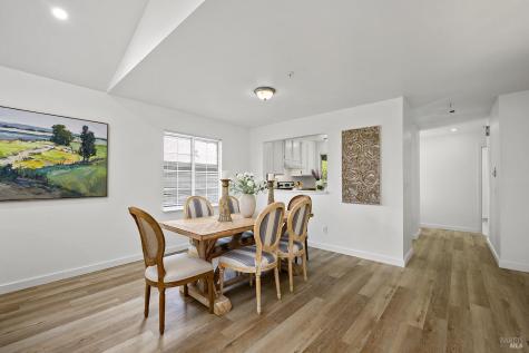 431-433 University Street Healdsburg CA 95448
