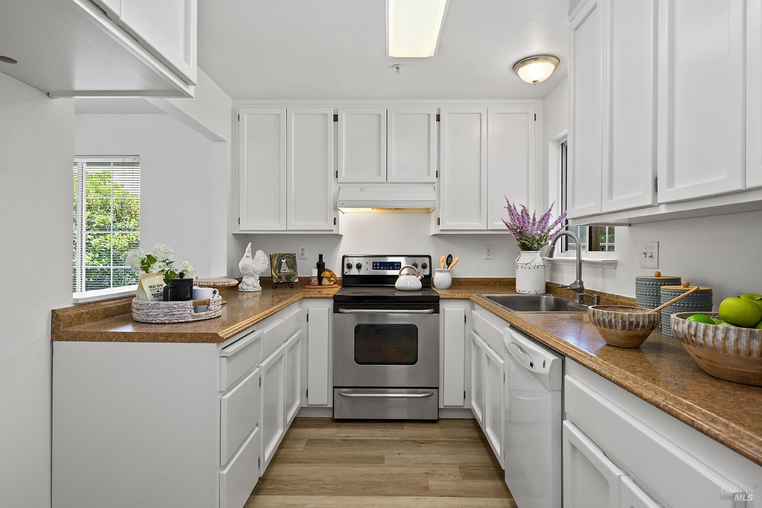 431-433 University Street Healdsburg CA 95448