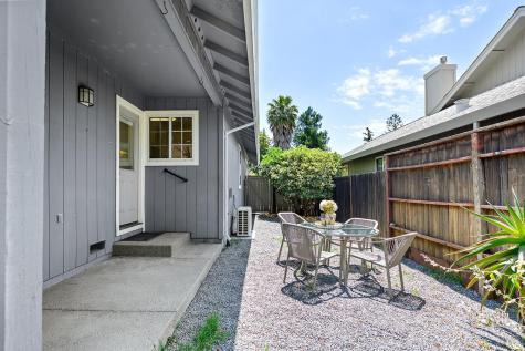 431-433 University Street Healdsburg CA 95448