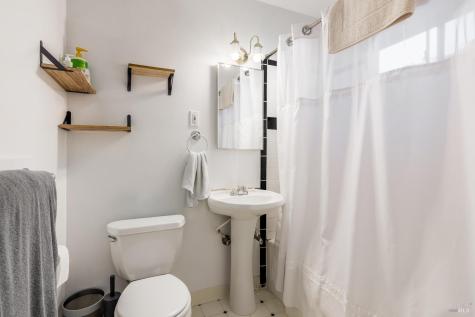 881 Lorna Drive Glen Ellen CA 95442