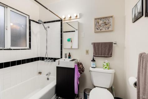 881 Lorna Drive Glen Ellen CA 95442