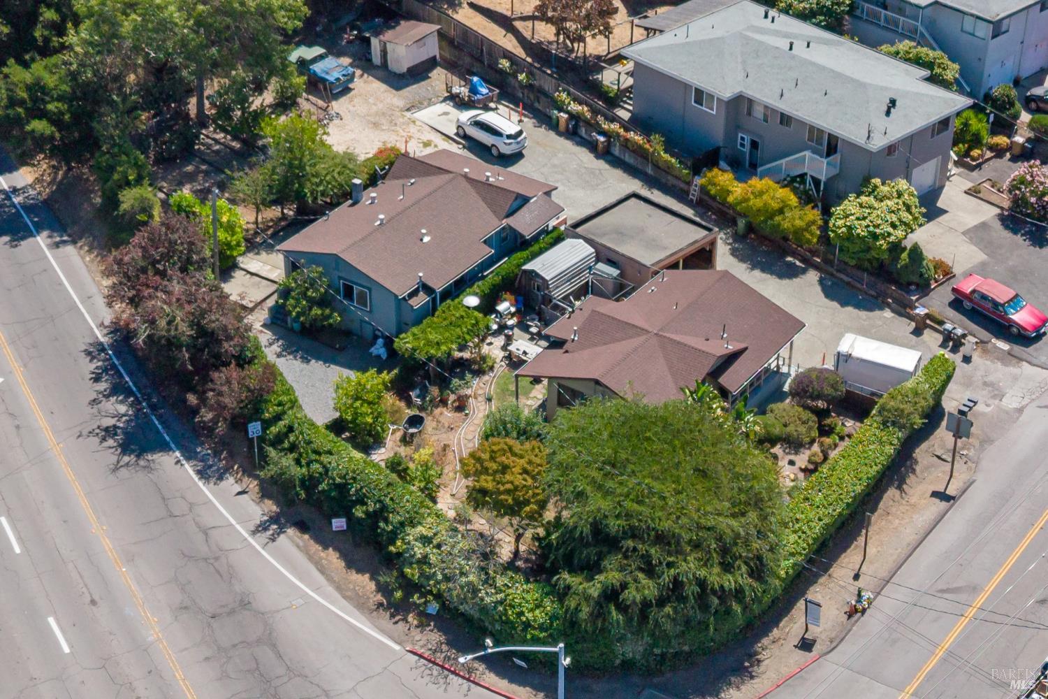84-86A, 86b Merrydale Road San Rafael CA 94903