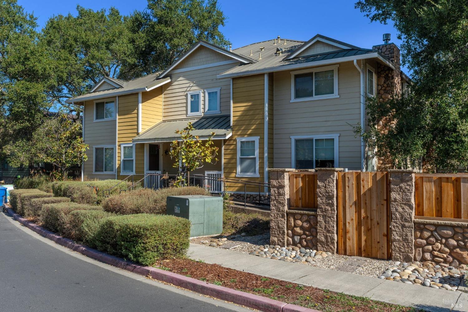 204 Rosebud Lane St. Helena CA 94574