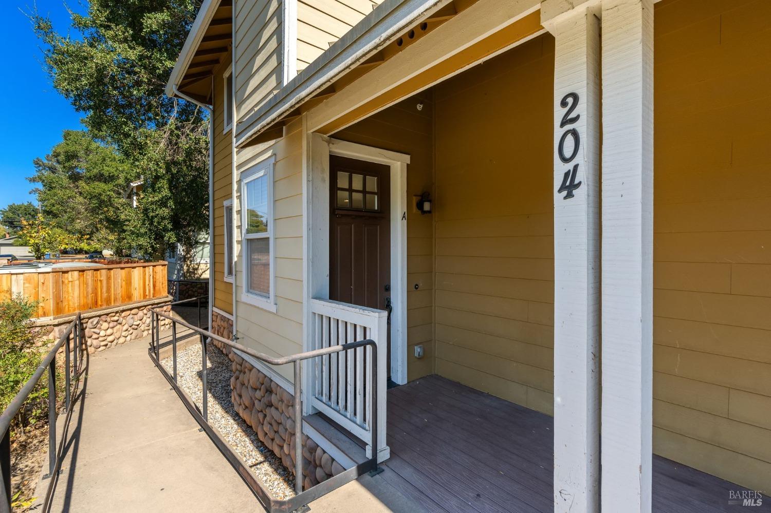 204 Rosebud Lane St. Helena CA 94574