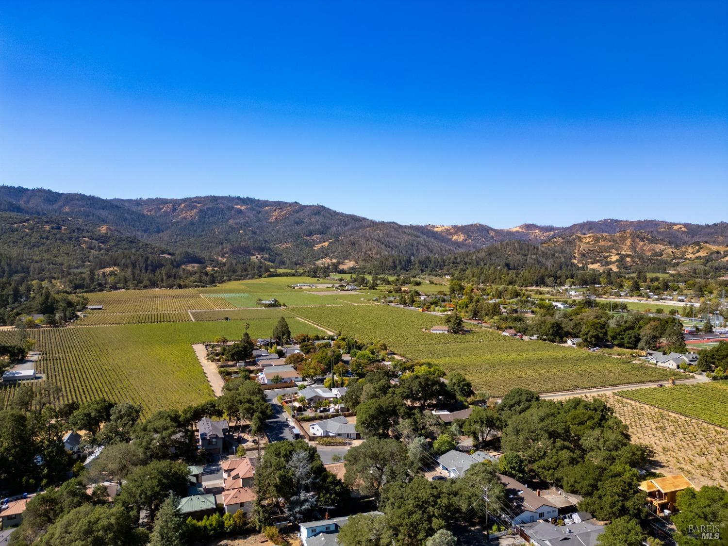 204 Rosebud Lane St. Helena CA 94574