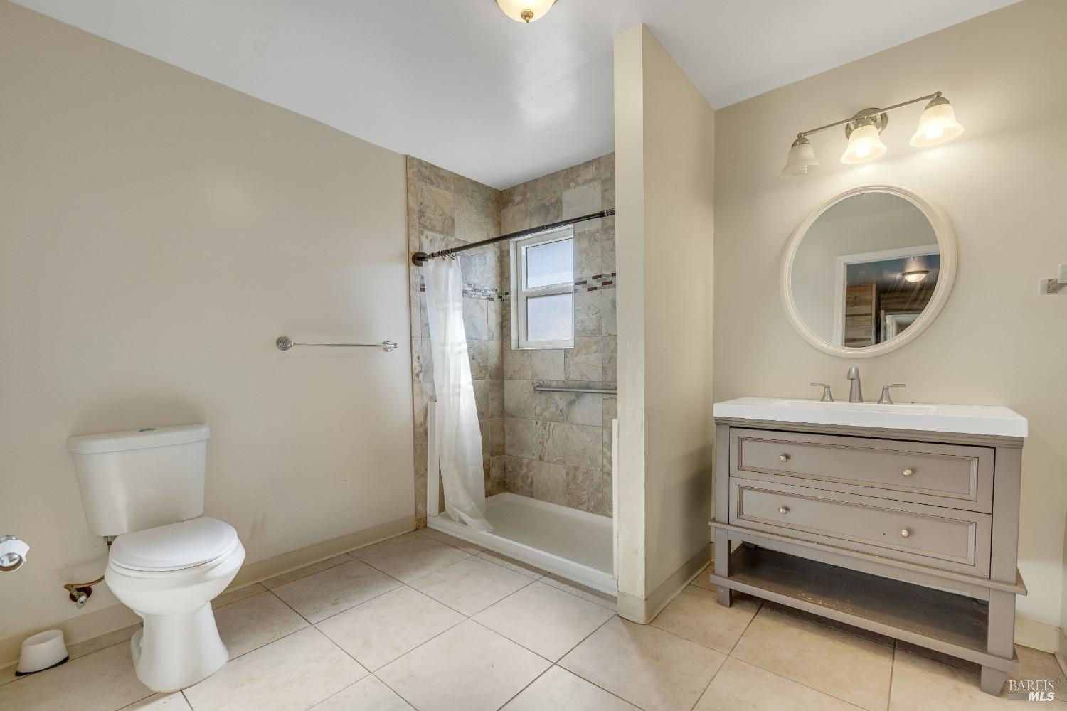 4310 Lichau Road Penngrove CA 94951