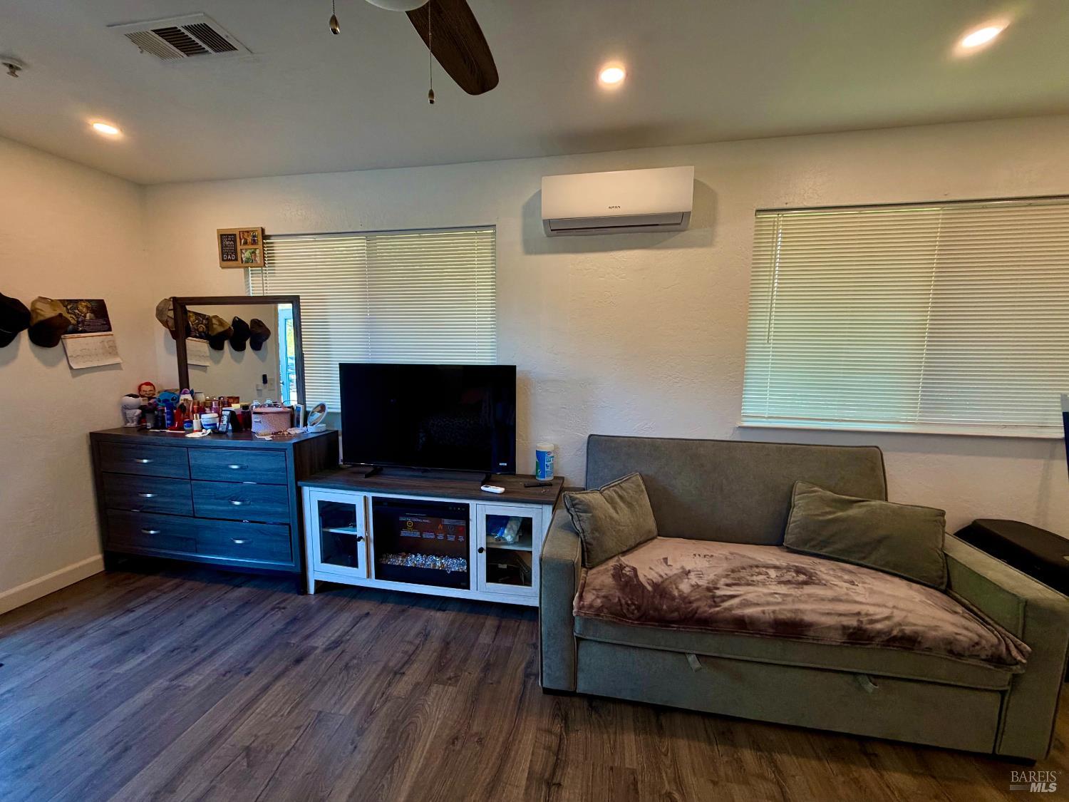 4310 Lichau Road Penngrove CA 94951
