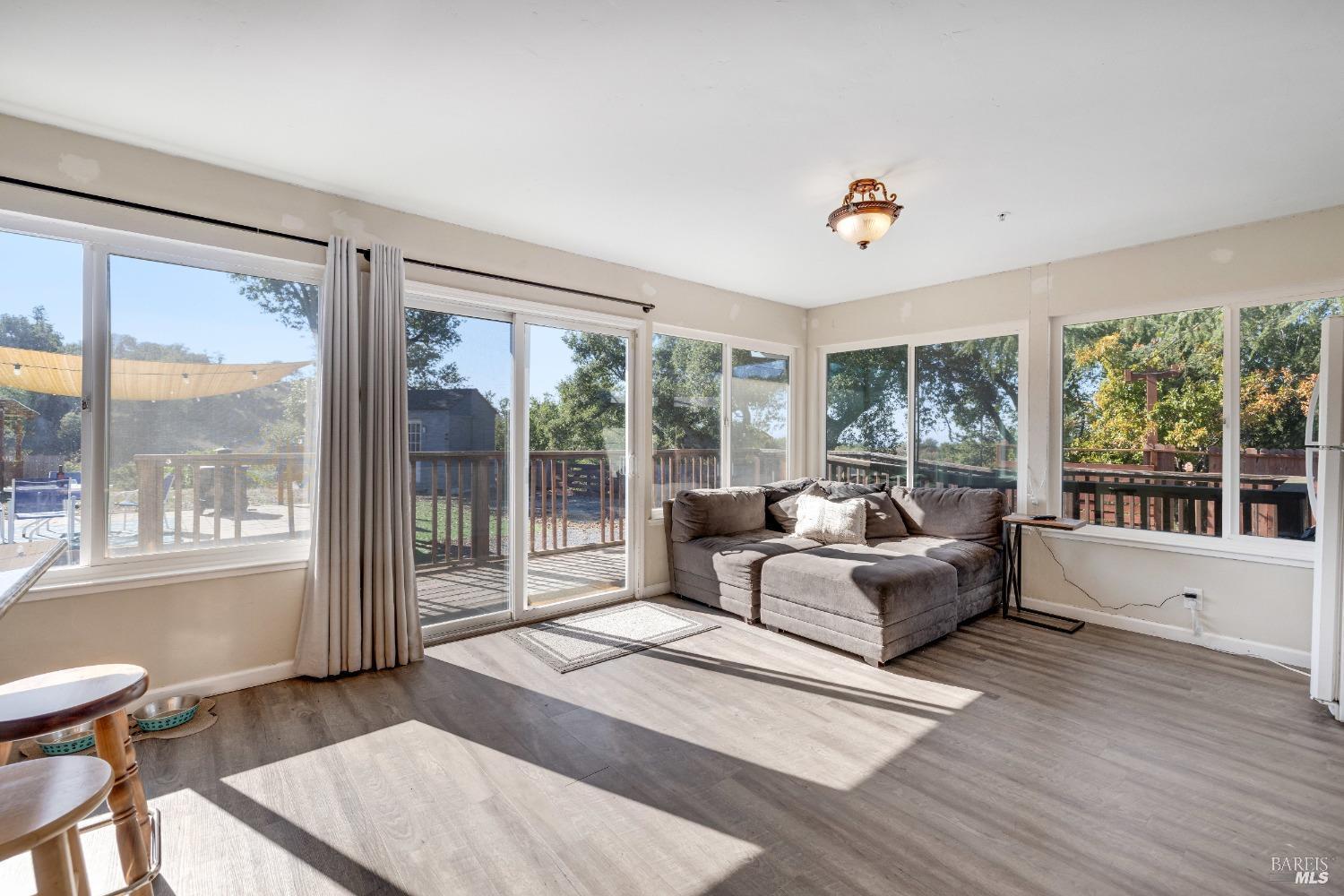4310 Lichau Road Penngrove CA 94951