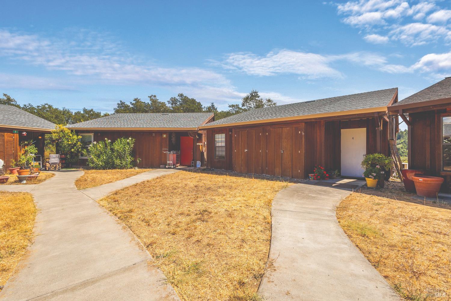 695 Cherry Creek Road Cloverdale CA 95425