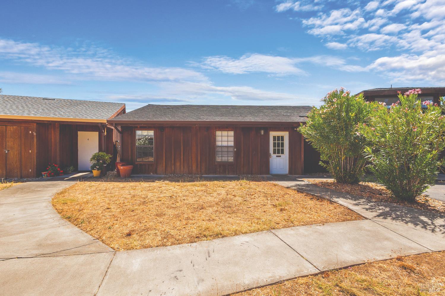 695 Cherry Creek Road Cloverdale CA 95425