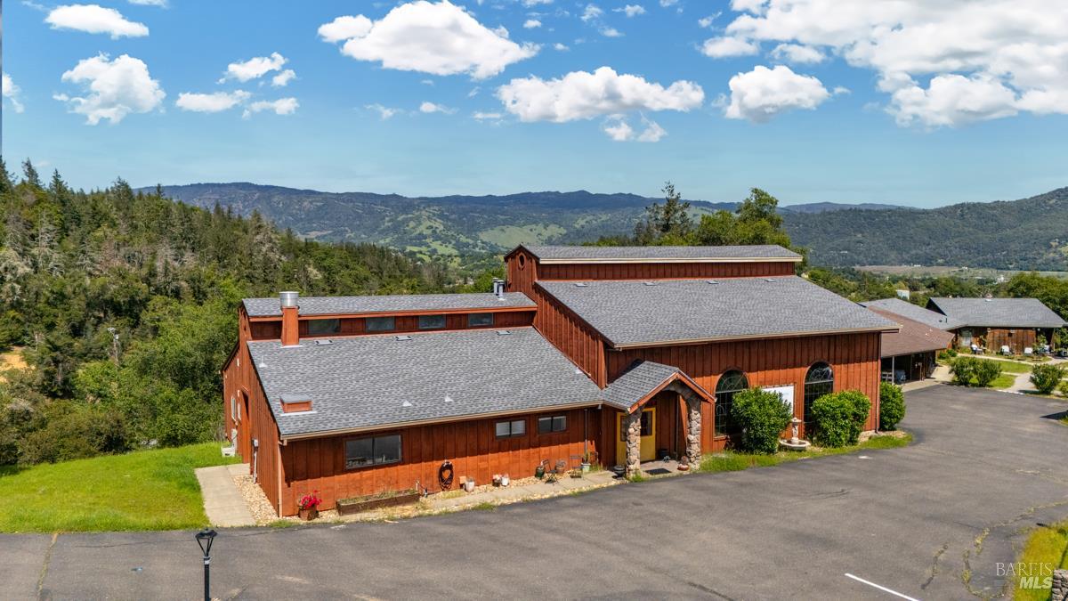 695 Cherry Creek Road Cloverdale CA 95425