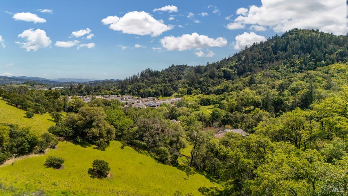 695 Cherry Creek Road Cloverdale CA 95425