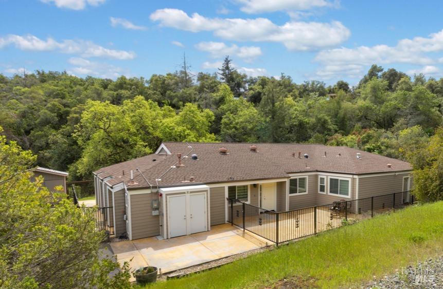 695 Cherry Creek Road Cloverdale CA 95425
