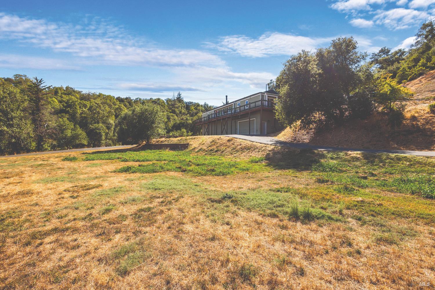 695 Cherry Creek Road Cloverdale CA 95425