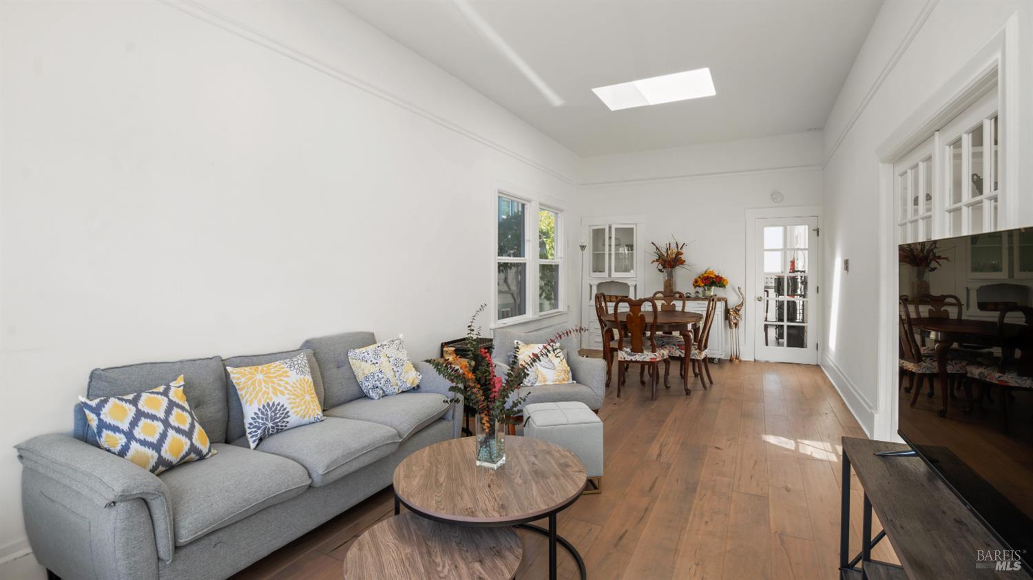 1160 Powell Street Oakland CA 94608