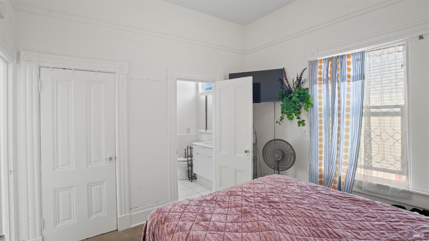 1160 Powell Street Oakland CA 94608
