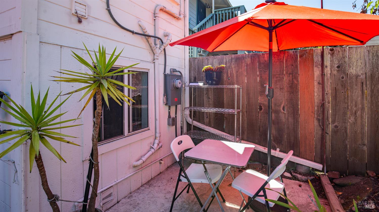 1160 Powell Street Oakland CA 94608