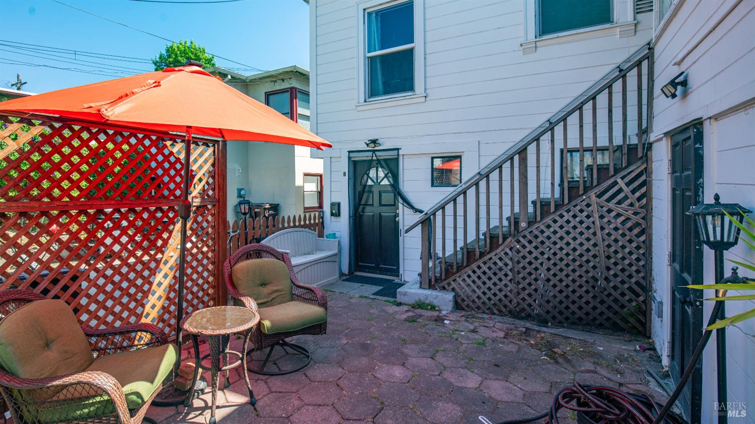 1160 Powell Street Oakland CA 94608