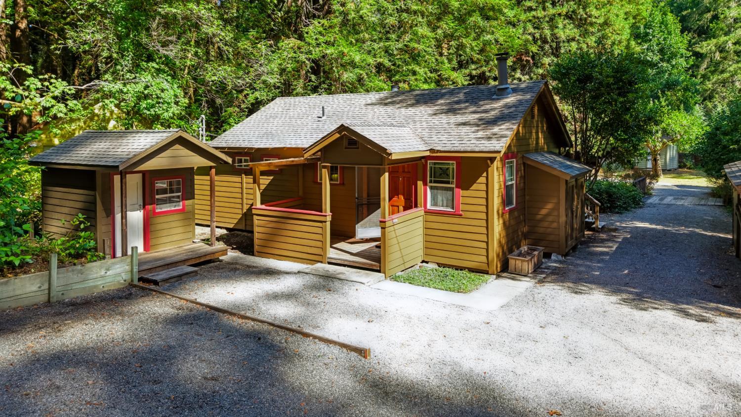 10131-10101 Highway 116 Forestville CA 95436