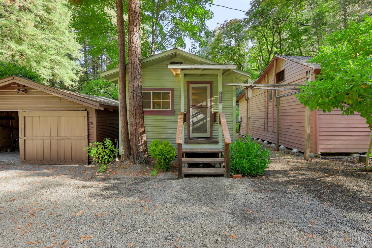 10131-10101 Highway 116 Forestville CA 95436