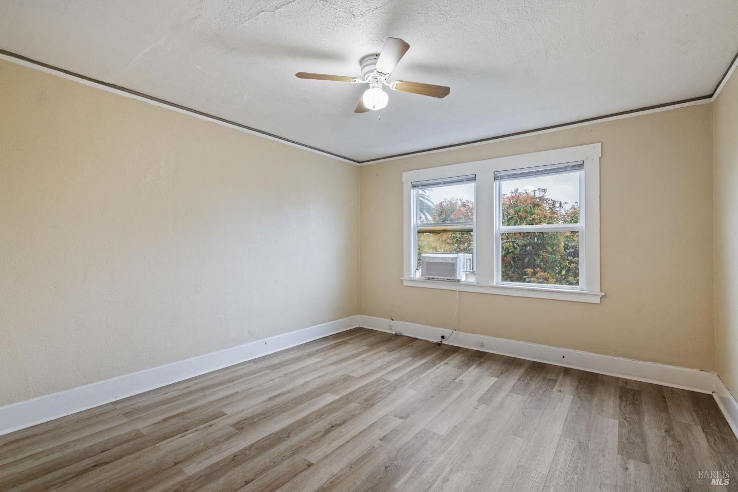12 Daniels Avenue Vallejo CA 94590