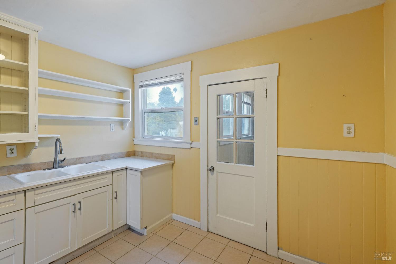 12 Daniels Avenue Vallejo CA 94590