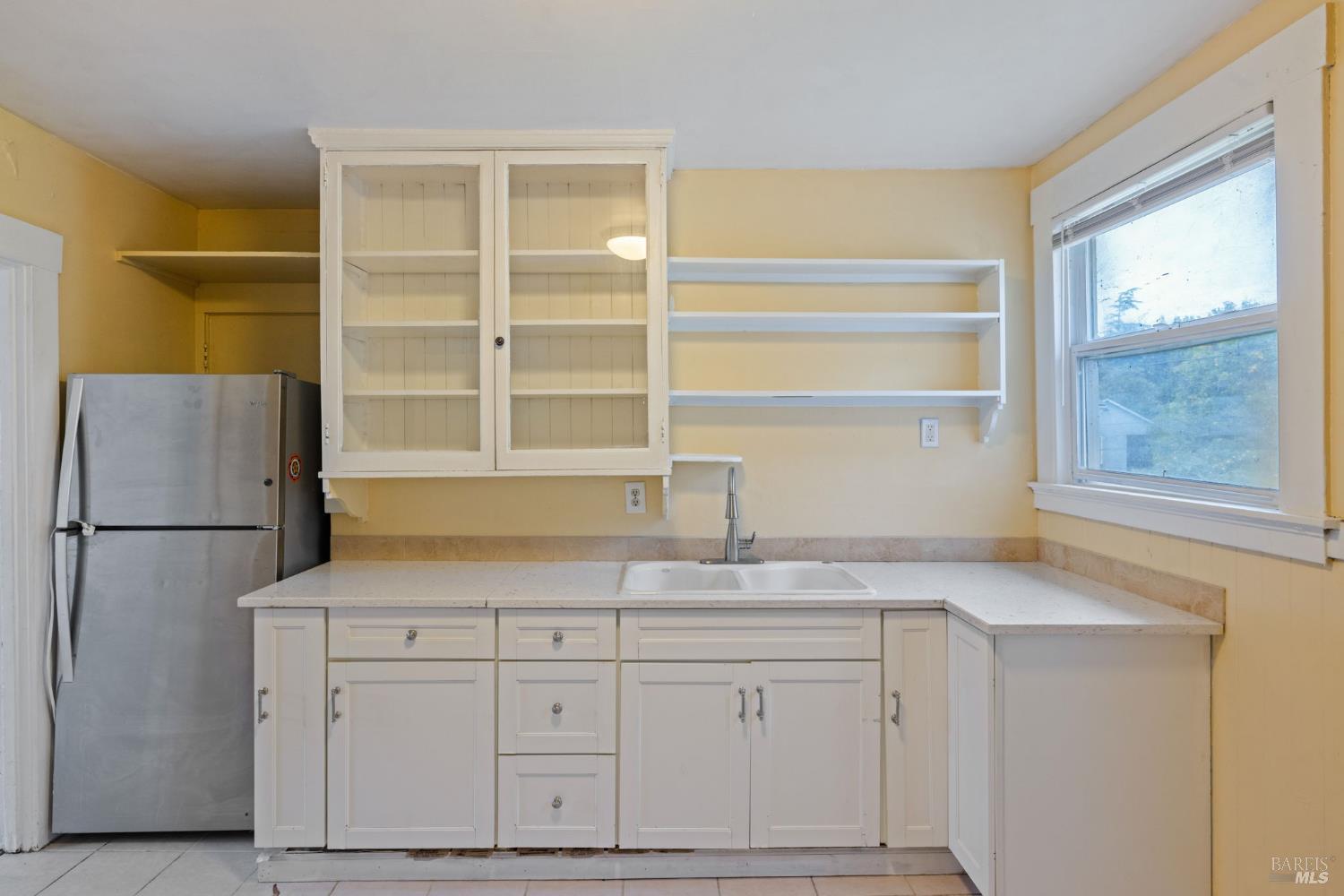 12 Daniels Avenue Vallejo CA 94590