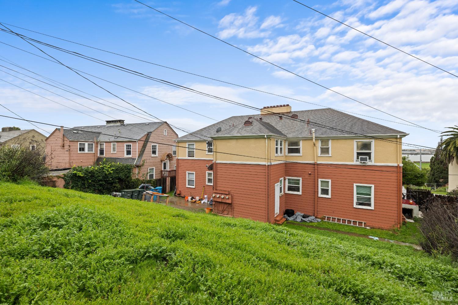 12 Daniels Avenue Vallejo CA 94590