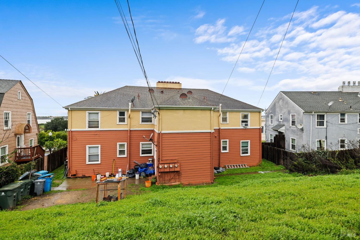 12 Daniels Avenue Vallejo CA 94590
