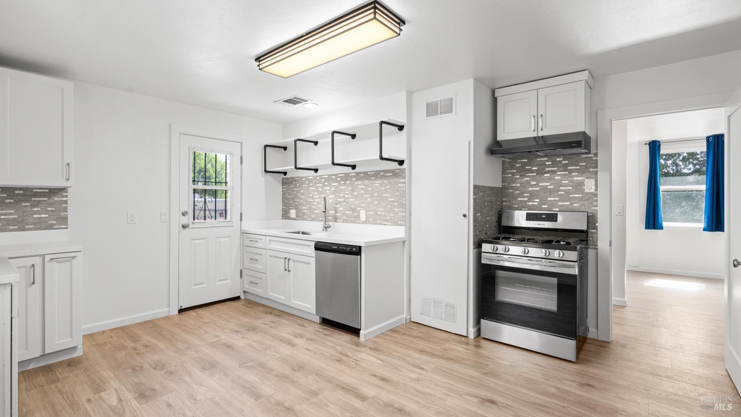149 Mason Street Vacaville CA 95688