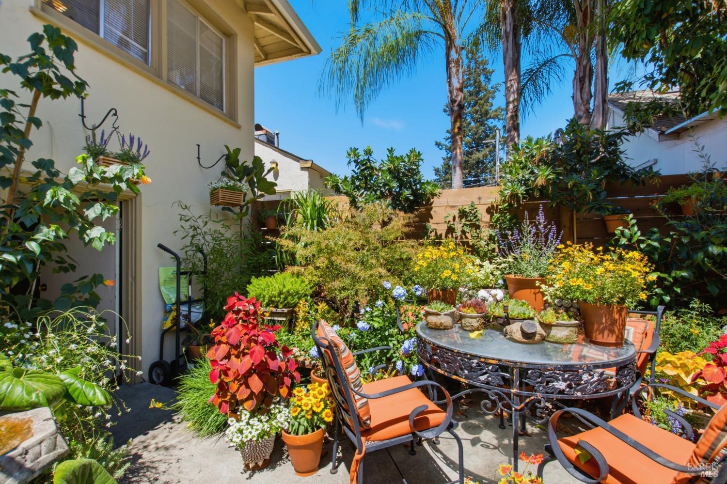 824 Humboldt Street Santa Rosa CA 95404