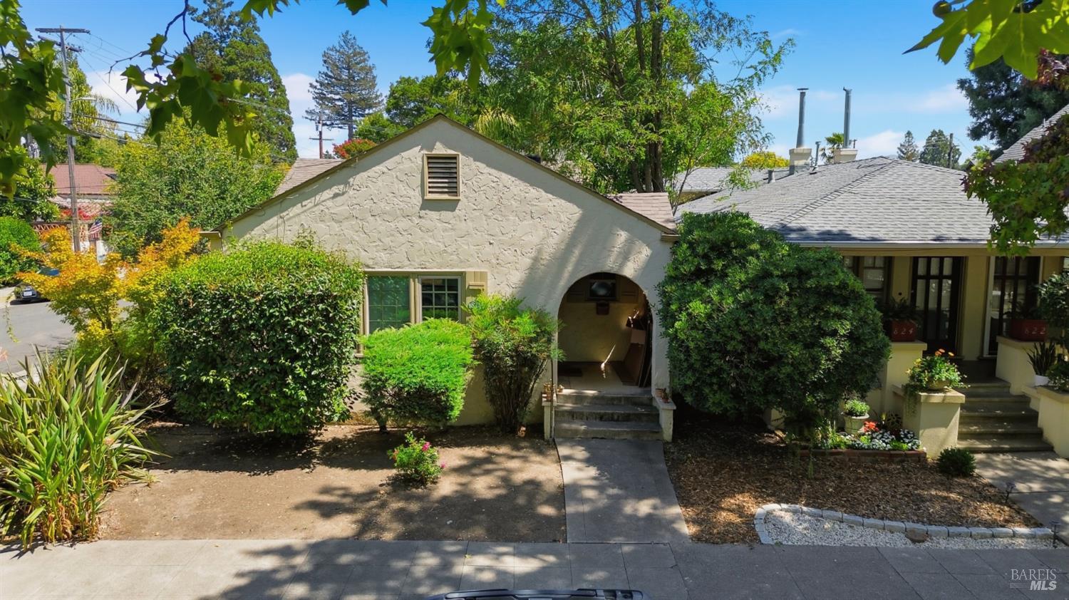 824 Humboldt Street Santa Rosa CA 95404
