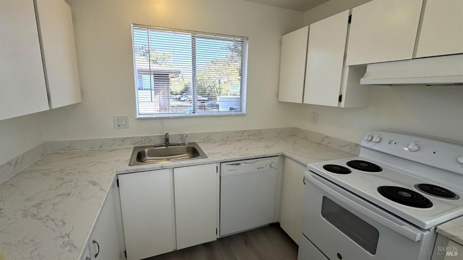 5020-5032 Roma Street Santa Rosa CA 95409