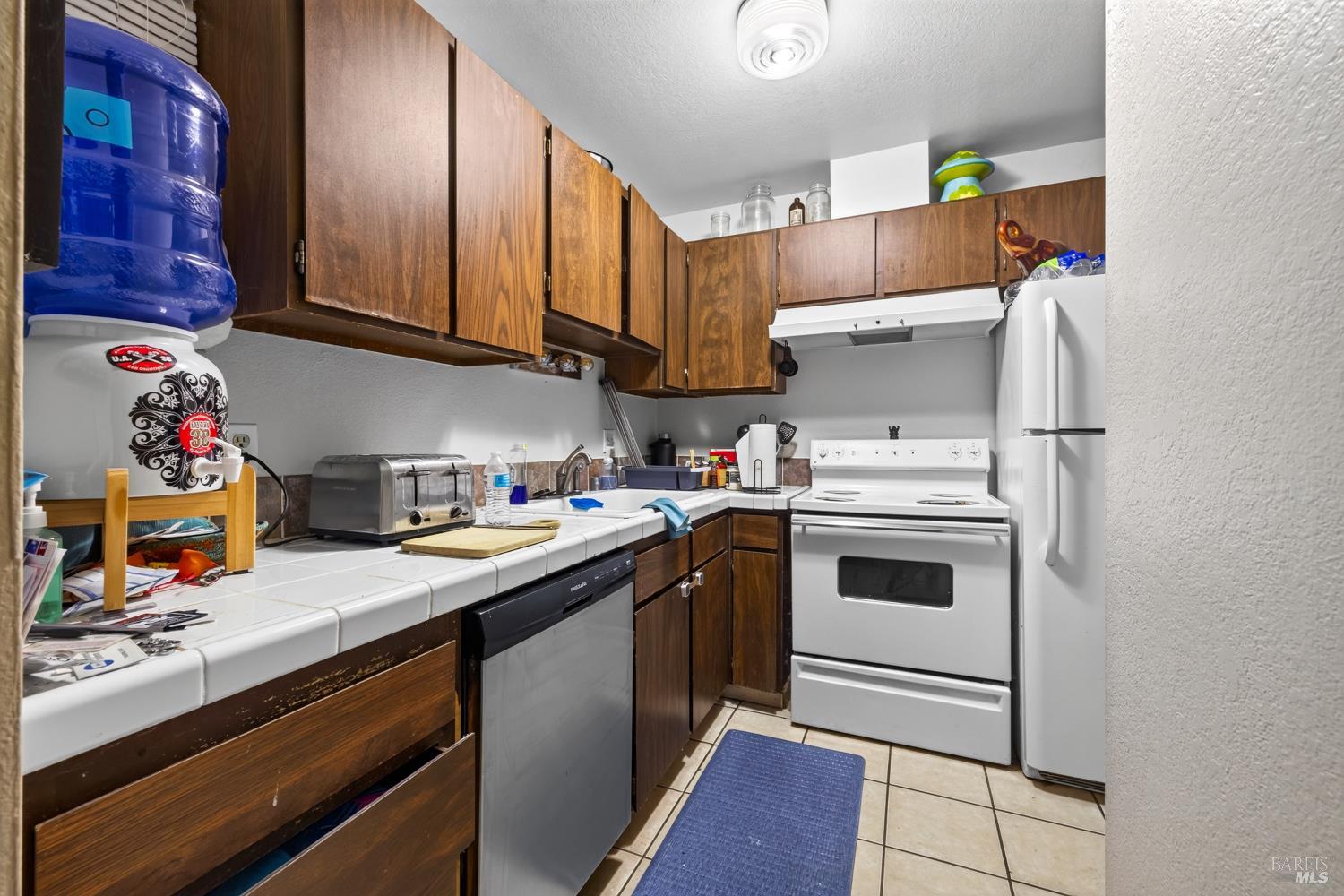 907 Joanne Court Rohnert Park CA 94928