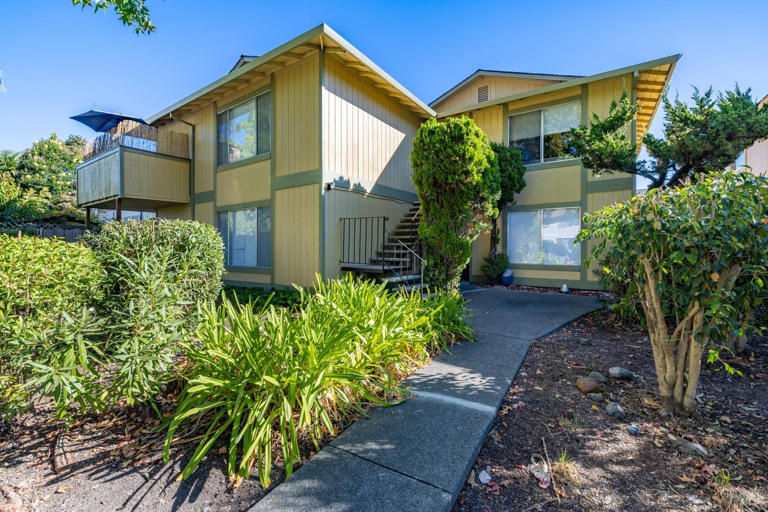 907 Joanne Court Rohnert Park CA 94928